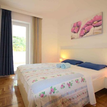 Apartment in Porec/Istrien 10214 Buitenkant foto