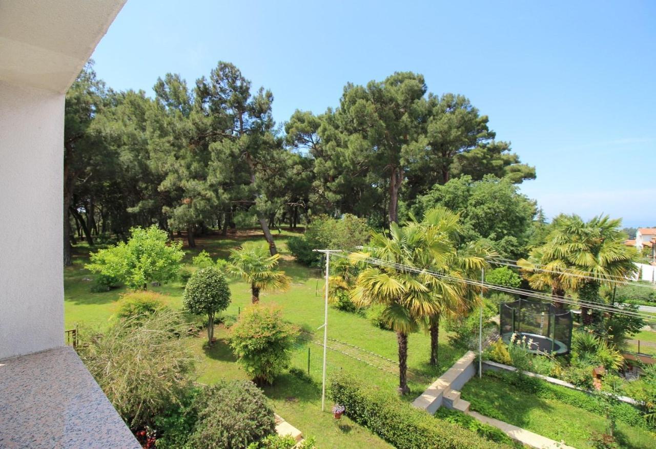 Apartment in Porec/Istrien 10214 Buitenkant foto