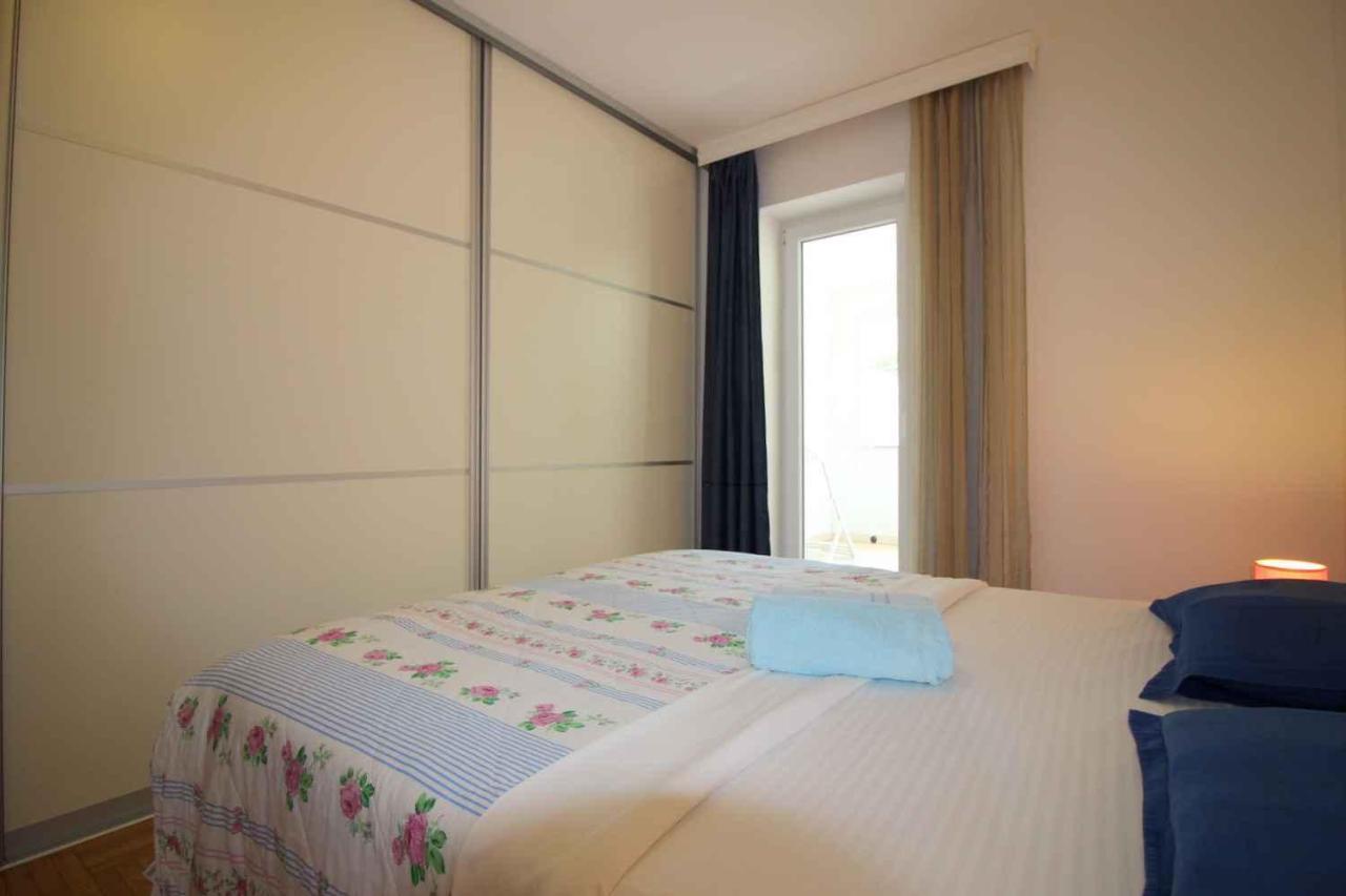 Apartment in Porec/Istrien 10214 Buitenkant foto