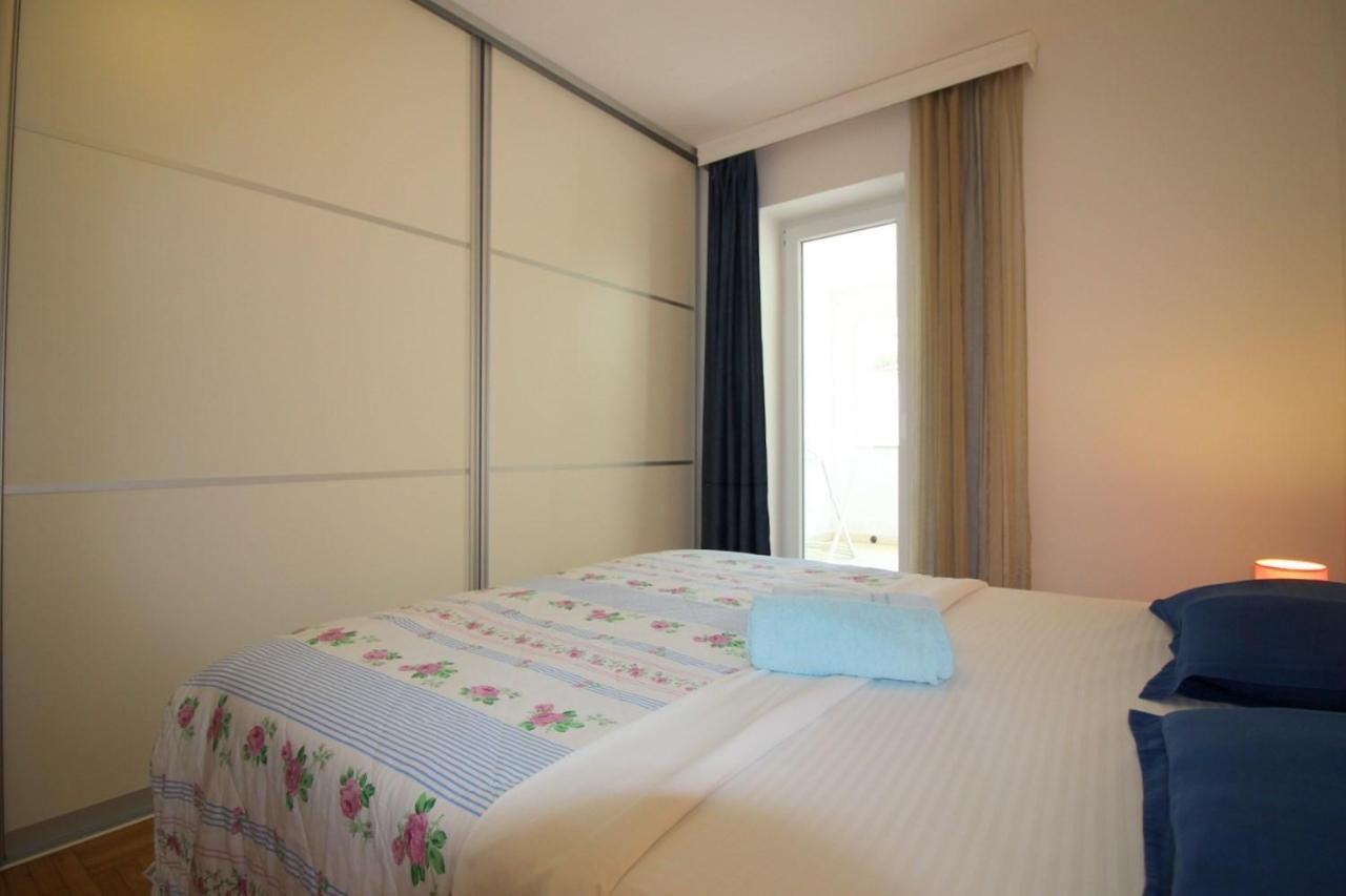 Apartment in Porec/Istrien 10214 Buitenkant foto