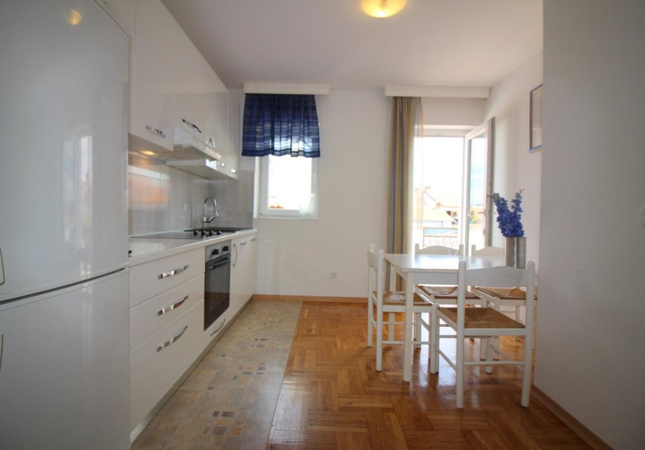 Apartment in Porec/Istrien 10214 Buitenkant foto